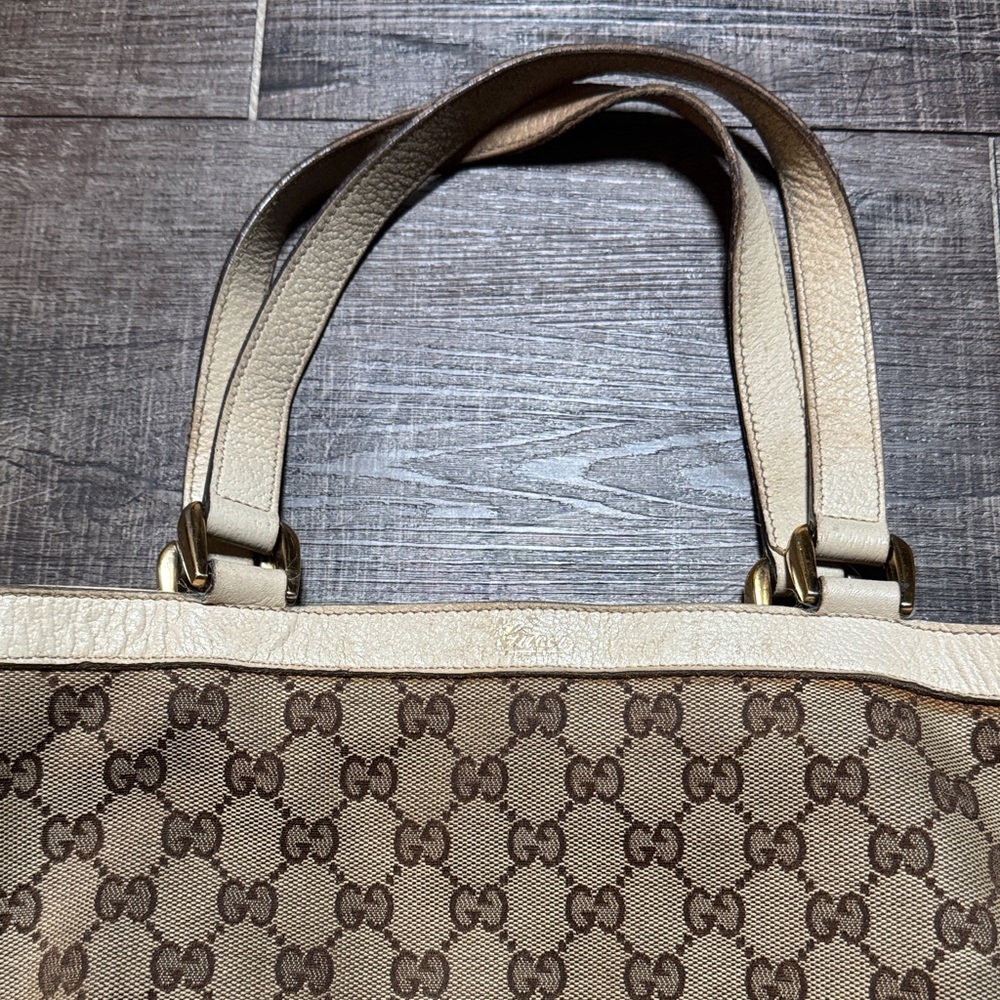 Gucci GG Canvas Leather Beige and Brown Monogram Tote Bag - Picture 3 of 16